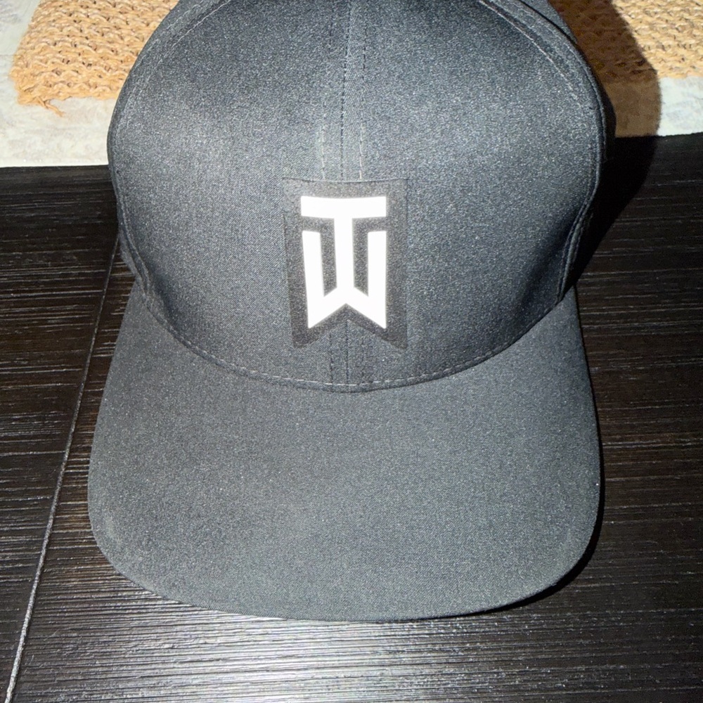 Nike Black Golf Cap